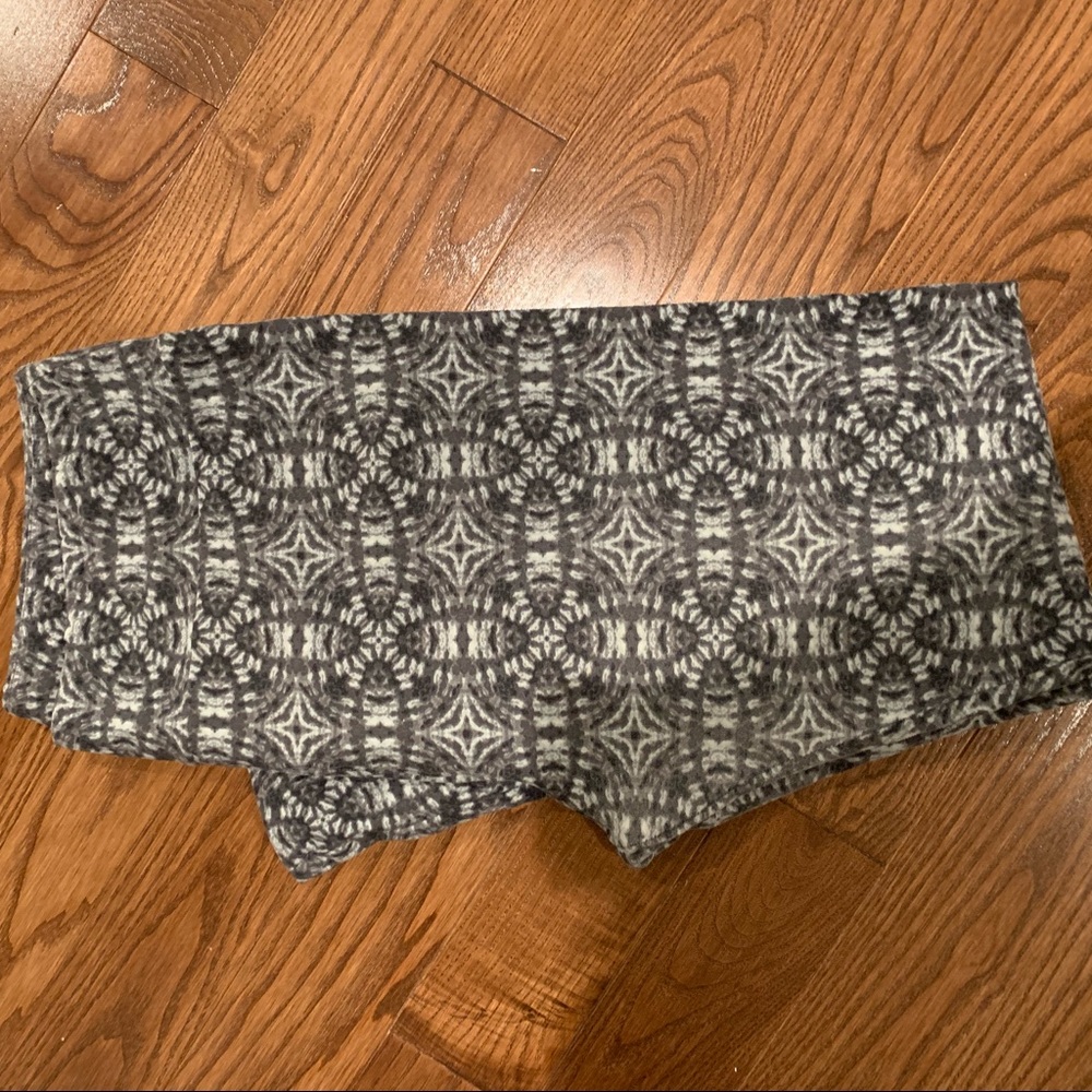 LulaRoe TC leggings